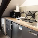 Cozy With A View Of The Mole Apartment