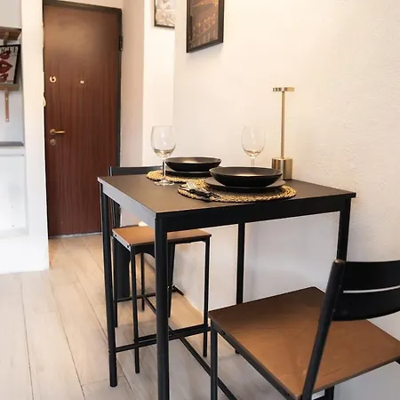 Cozy With A View Of The Mole Apartamento *