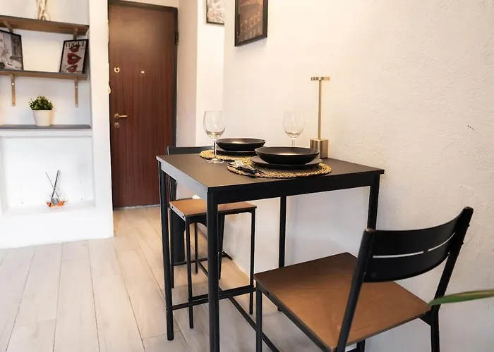 Cozy With A View Of The Mole Апартаменты *